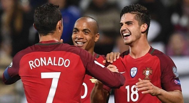 MU nhận báo giá Koulibaly, hoãn đàm phán Eric Bailly