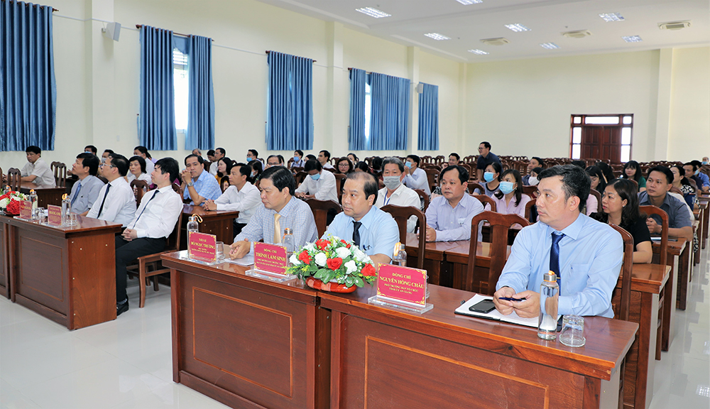 Khai giảng lớp bồi dưỡng kiến thức Mác - Lê nin, tư tưởng Hồ Chí Minh