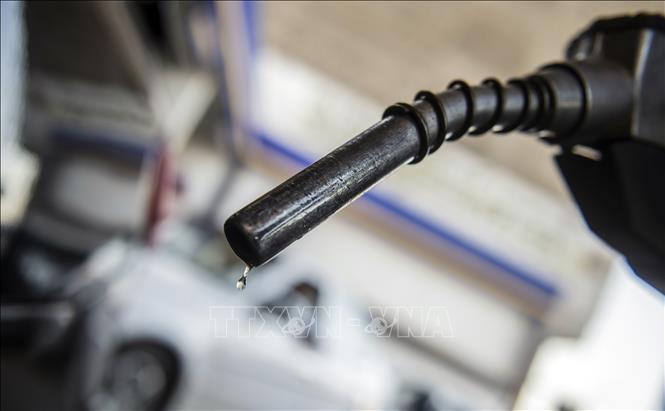 Giá dầu thế giới chứng kiến đà giảm trong tháng Ba song vẫn tăng trong quý I/2021