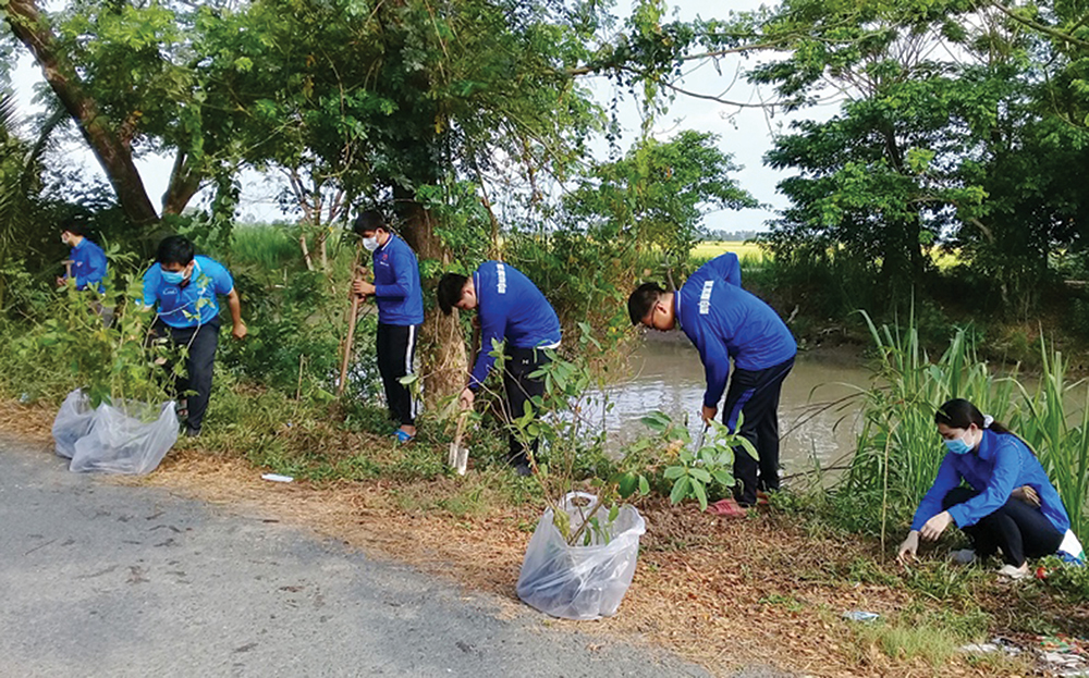 Đoàn viên, thành niên xã Vĩnh Lợi xung kích vì cộng đồng