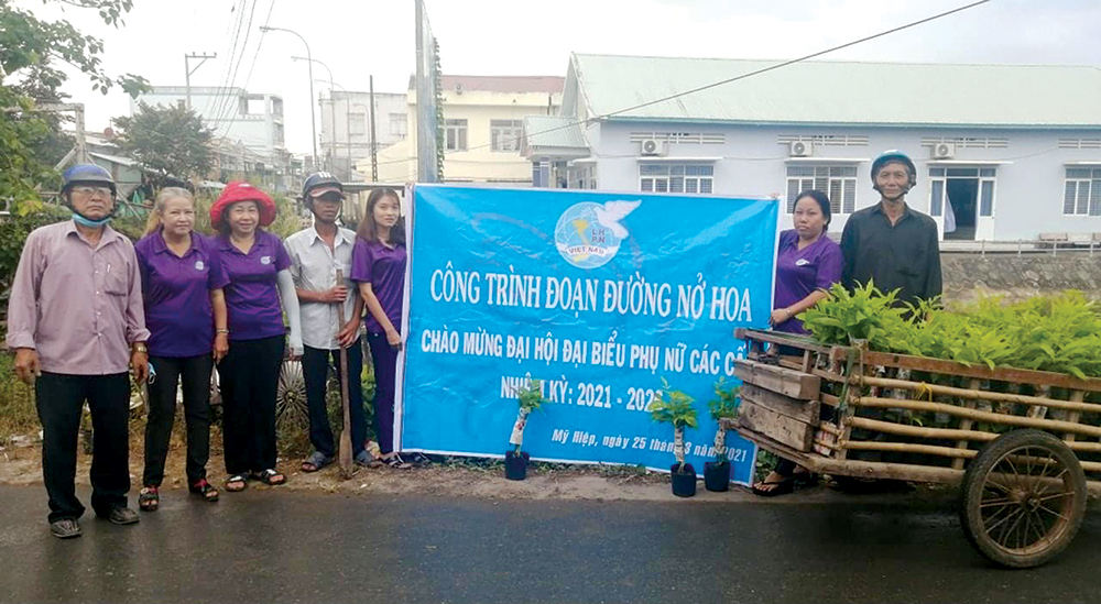 Phụ nữ xã Mỹ Hiệp phát huy thế mạnh