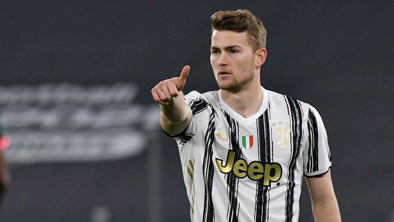 MU tăng tốc vụ De Ligt, Barca gia hạn Dembele