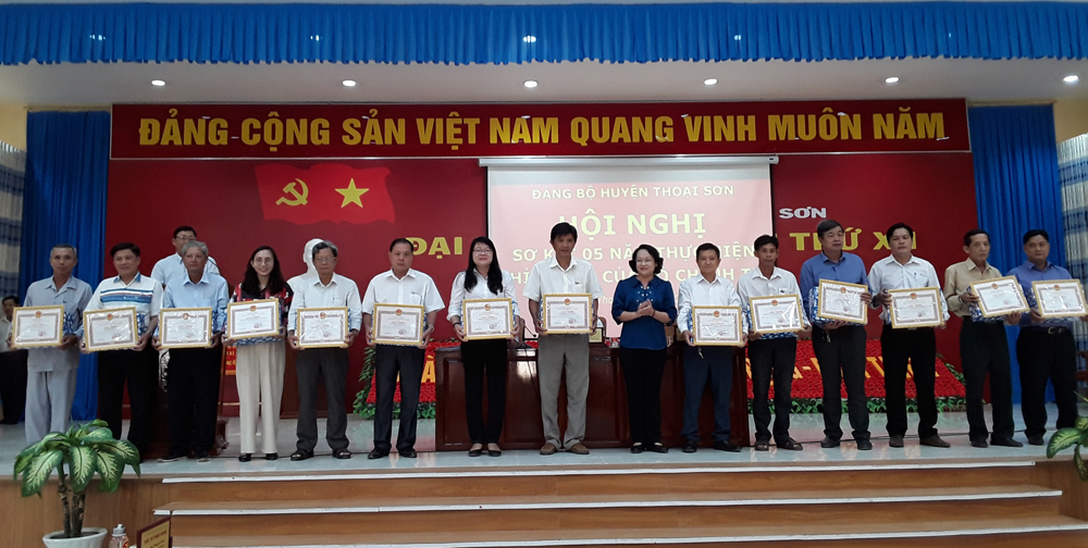 Thoại Sơn: Hội nghị Ban Chấp hành (mở rộng) lần thứ IV (nhiệm kỳ 2020 – 2025)