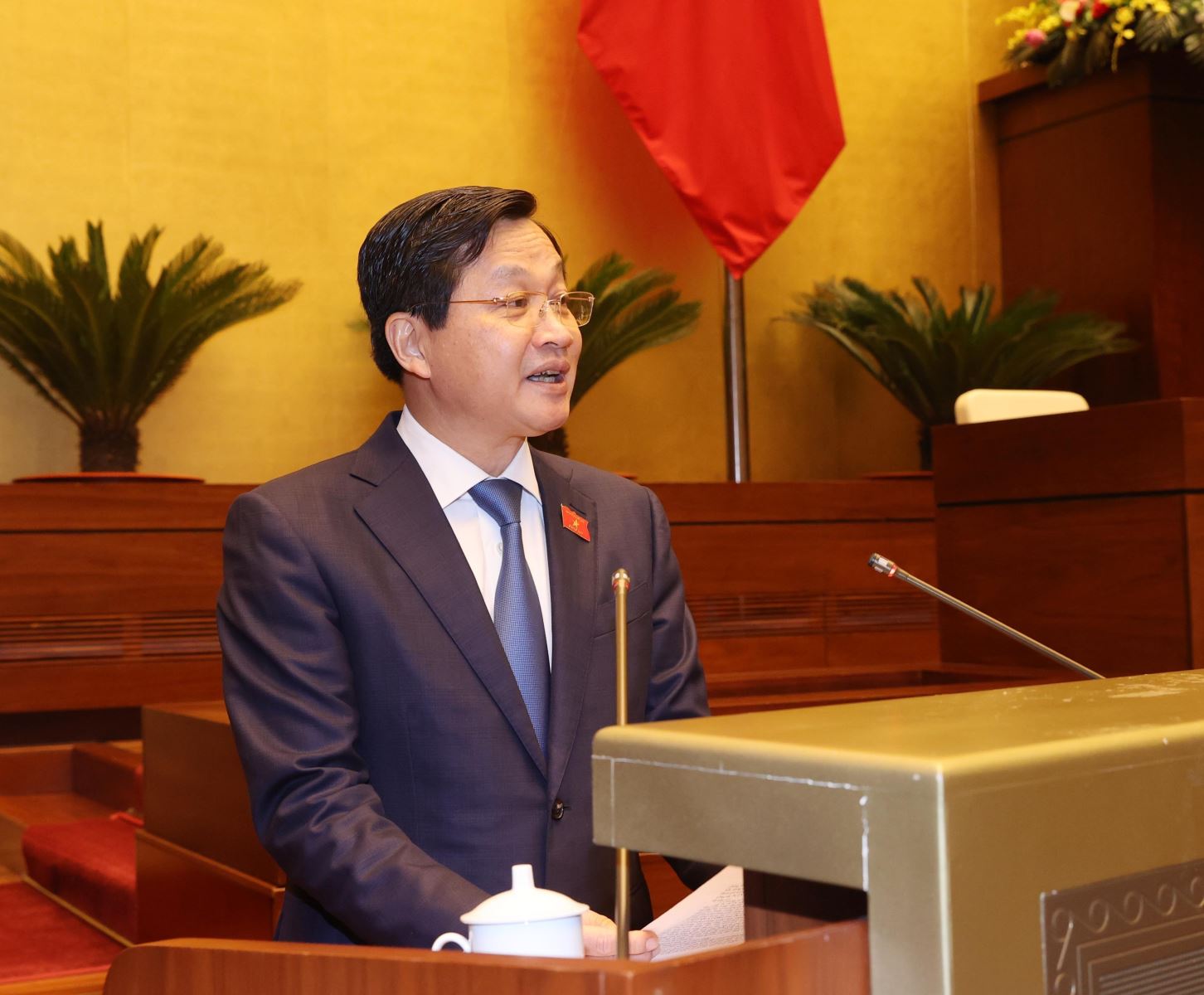 Đồng chí Lê Minh Khái và Lê Văn Thành được Quốc hội bầu giữ chức Phó Thủ tướng Chính phủ