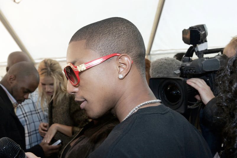 5 sự kết hợp "ăn tiền" của siêu sao Pharrell Williams và các ông lớn thời trang