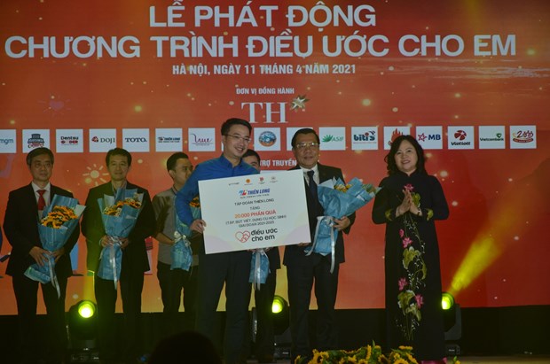 Phát động chương trình “Điều ước cho em” vì học sinh vùng khó