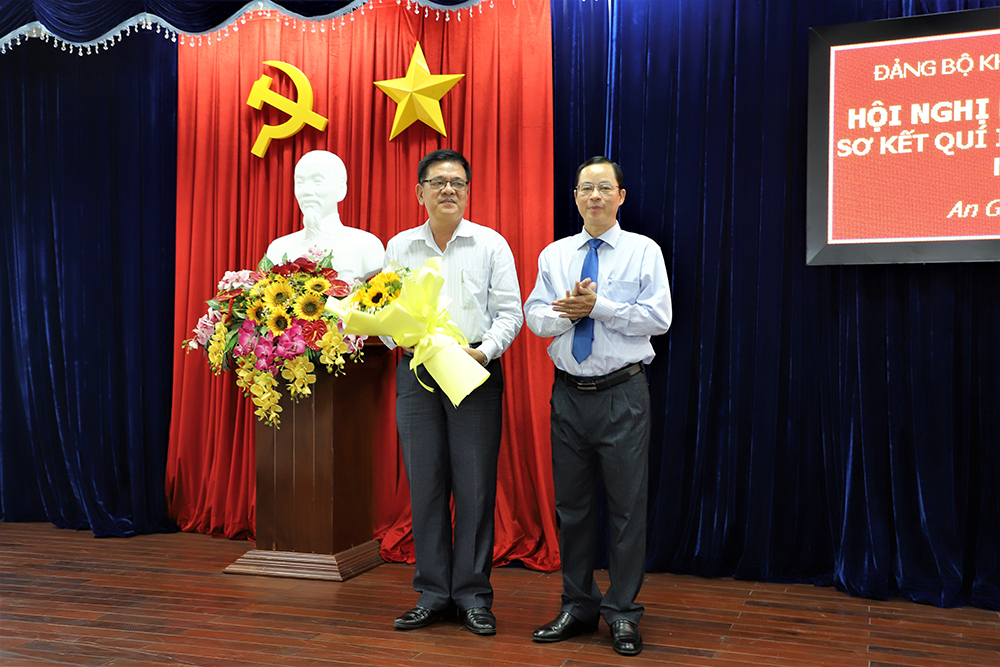 Đảng bộ Khối Cơ quan và Doanh nghiệp tỉnh An Giang sơ kết quý I và triển khai phương hướng nhiệm vụ quý II-2021