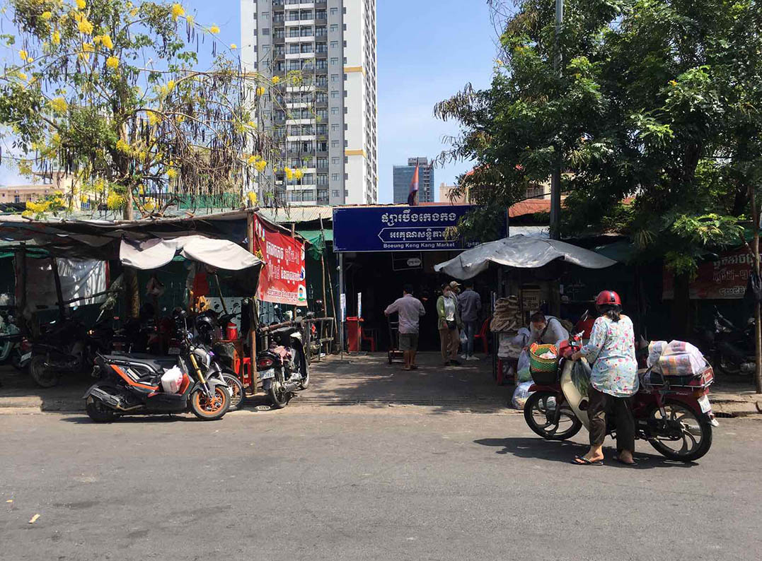 Campuchia đủ lương thực và hàng hóa trong thời gian phong tỏa để phòng, chống dịch Covid-19