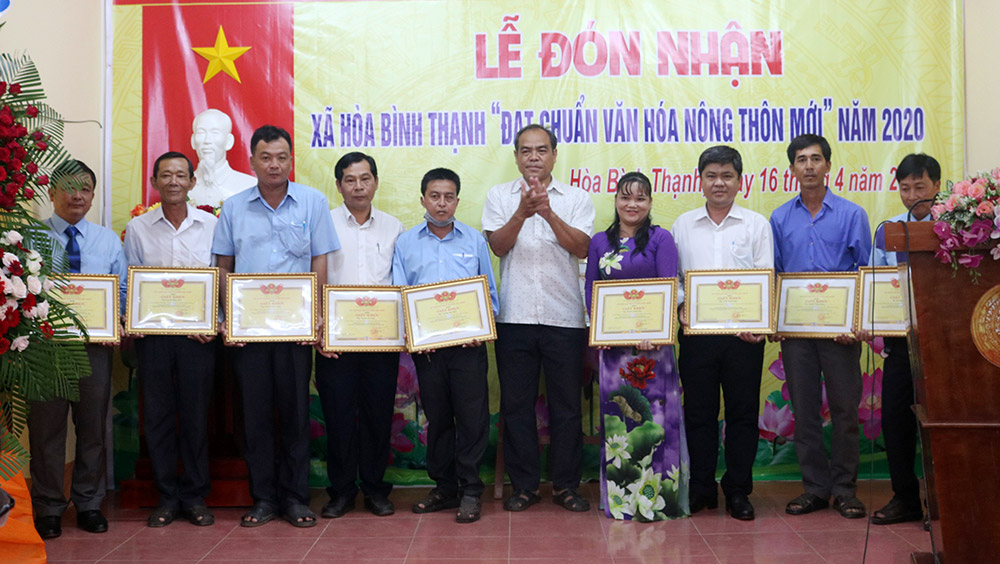 Hòa Bình Thạnh đạt chuẩn xã văn hóa nông thôn mới