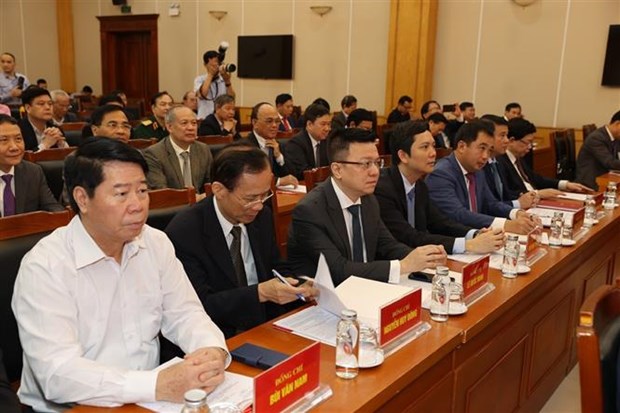 'Nâng cao hơn nữa chất lượng tổng kết thực tiễn gắn với lý luận'