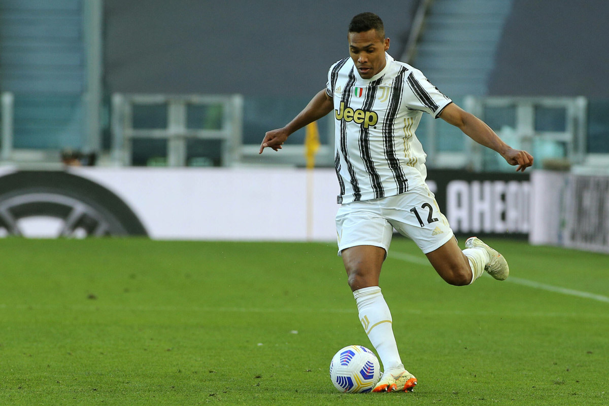 MU lấy Raphinha, Chelsea mua Alex Sandro
