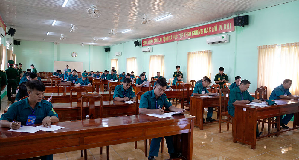 Châu Thành: Khai mạc Hội thi pháp luật về Dân quân tự vệ năm 2021