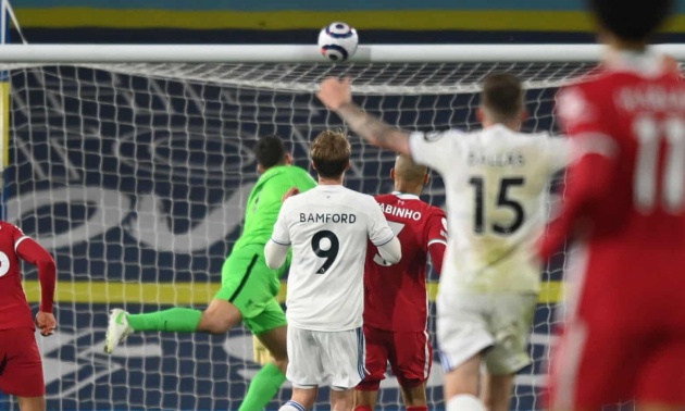 Mane phá "lời nguyền", Liverpool vẫn mất điểm cay đắng trước Leeds