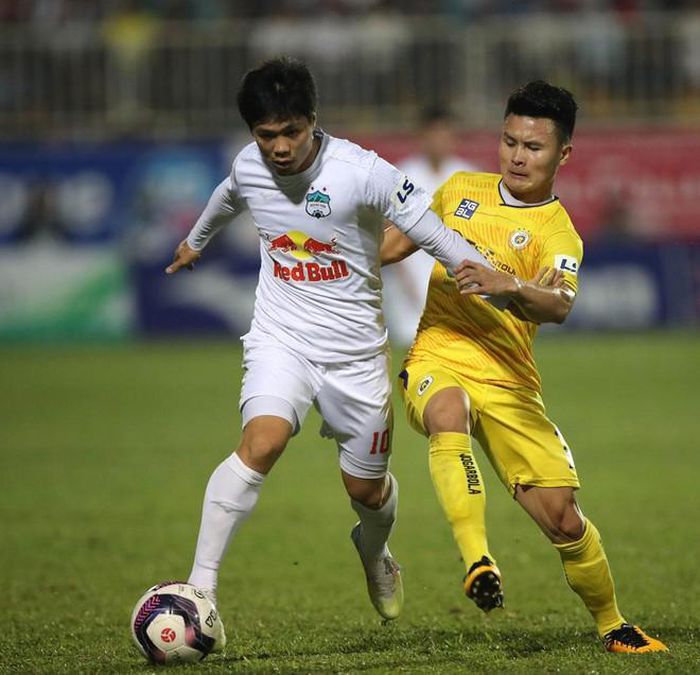 Khúc cua quyết định cục diện V-League 2021