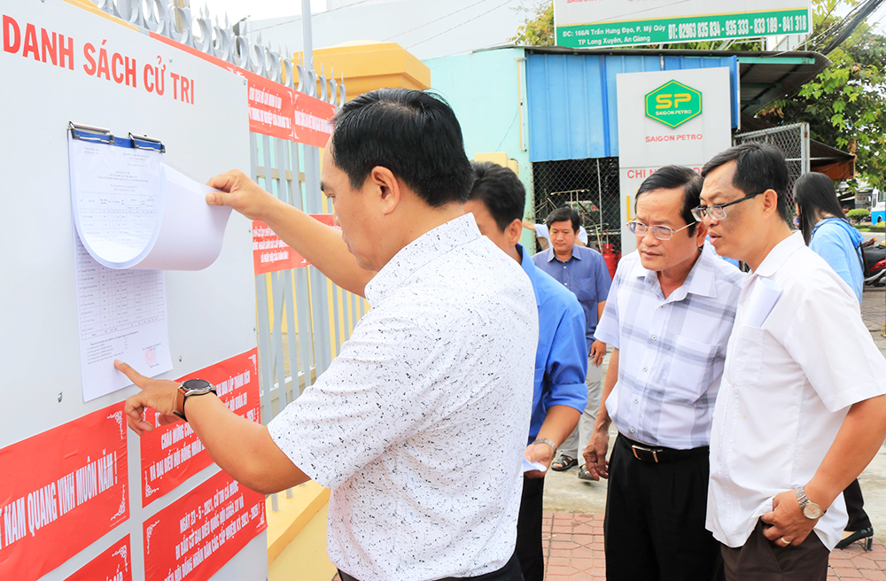 Thường trực HĐND tỉnh An Giang khảo sát công tác bầu cử tại TP. Long Xuyên