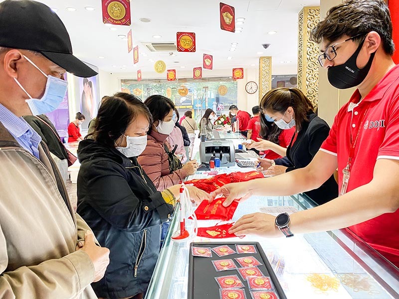 Giá vàng hôm nay 26-4: Tiếp tục chuỗi ngày giảm