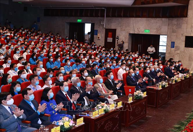 Chủ tịch nước Nguyễn Xuân Phúc dự Lễ kỷ niệm 135 năm Ngày Quốc tế Lao động