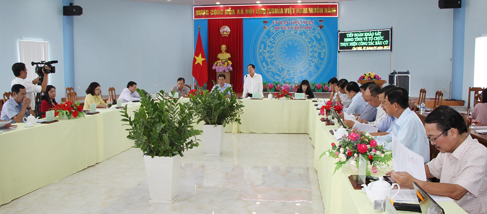 Thường trực HĐND tỉnh An Giang khảo sát công tác bầu cử tại huyện Chợ Mới