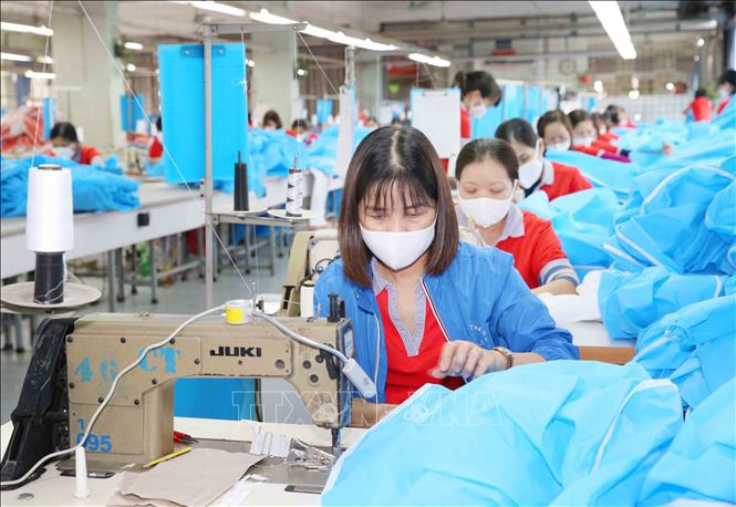 135 năm Ngày Quốc tế lao động 1-5: Cải thiện điều kiện làm việc, vì sức khỏe người lao động