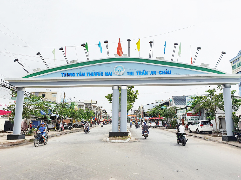 Thị trấn An Châu xây dựng đô thị “Xanh - sạch - sáng”