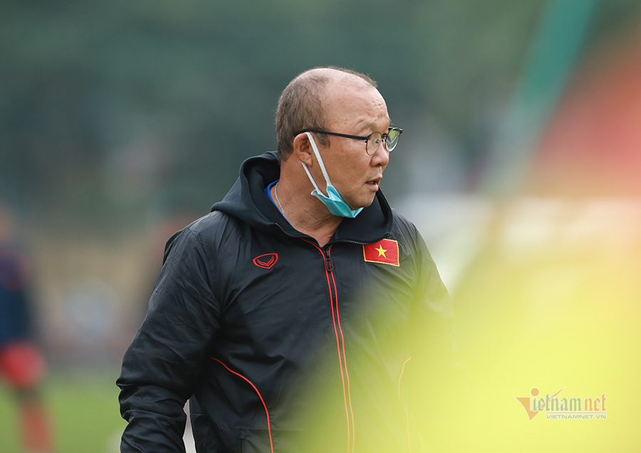 Danh sách tuyển Việt Nam: Không có Anh Đức, Văn Quyết