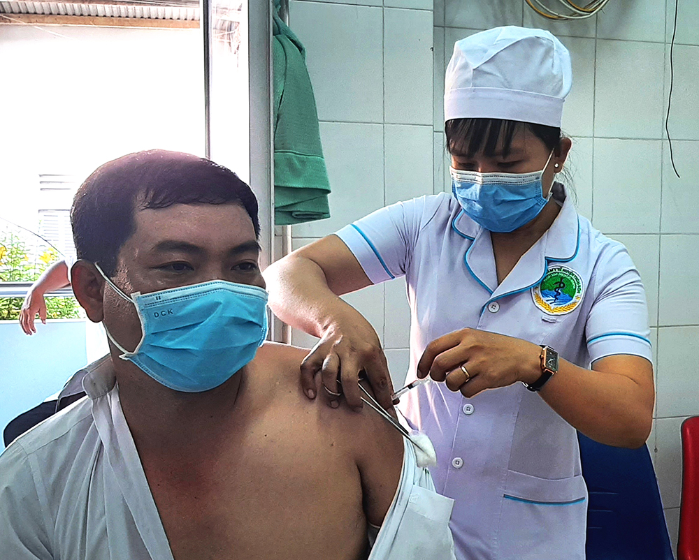An Giang: Nhiều địa phương, đơn vị tiêm vaccine phòng COVID-19