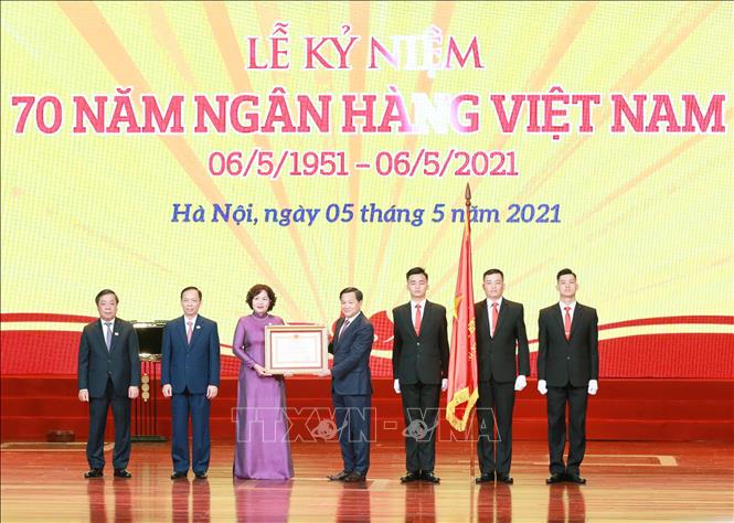 Tổng Bí thư Nguyễn Phú Trọng: Ngành Ngân hàng giữ vai trò huyết mạch của nền kinh tế