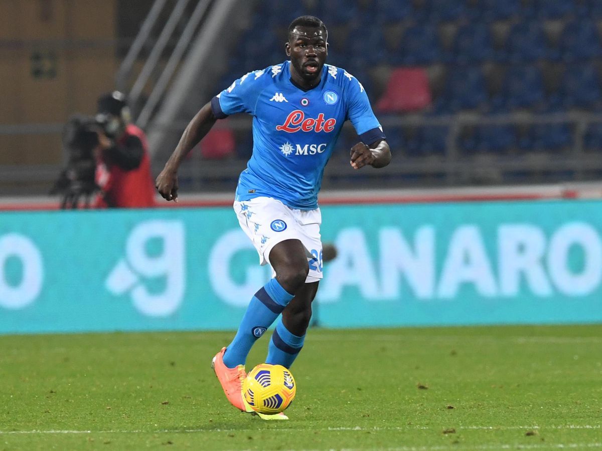 MU tiến gần ký Milenkovic, Barca mua Koulibaly