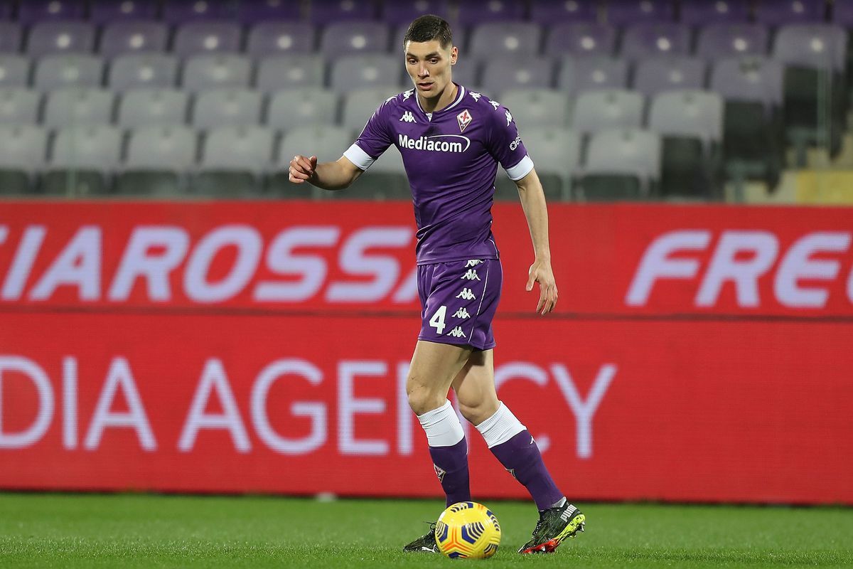 MU tiến gần ký Milenkovic, Barca mua Koulibaly