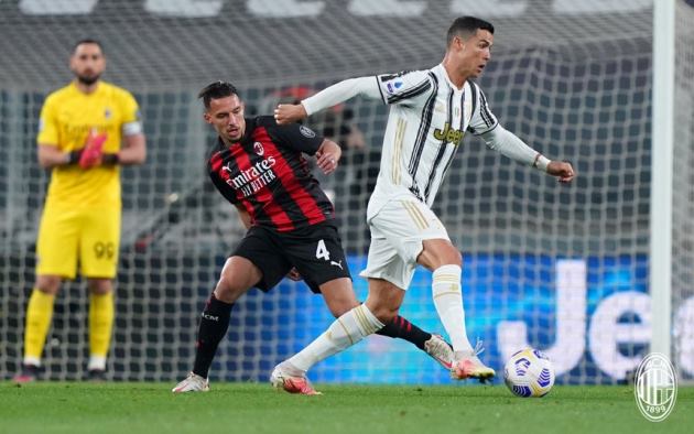 Ronaldo im tiếng, Juventus thua thảm Milan, 'out' luôn top 4
