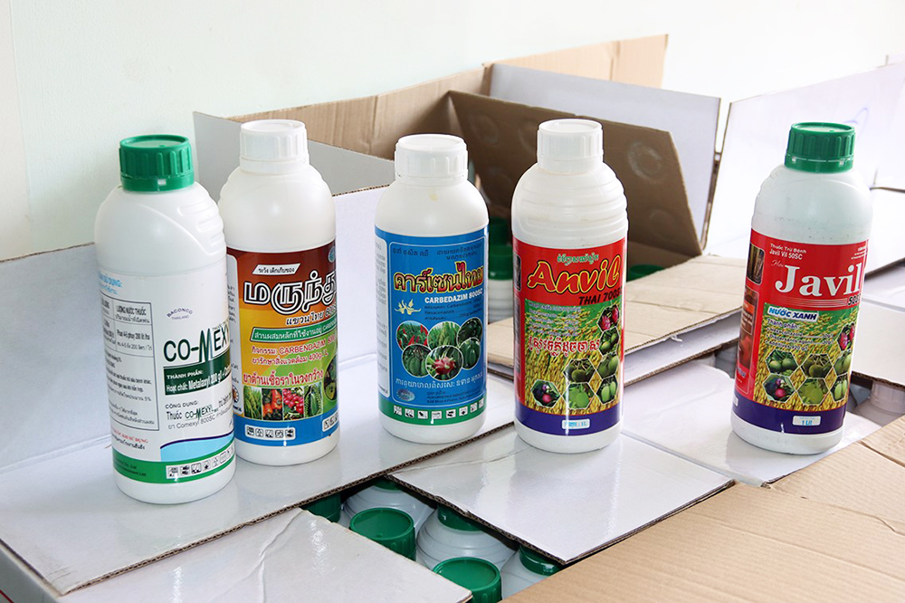 An Giang: Bắt quả tang giám đốc công ty sản xuất thuốc bảo vệ thực vật dỏm