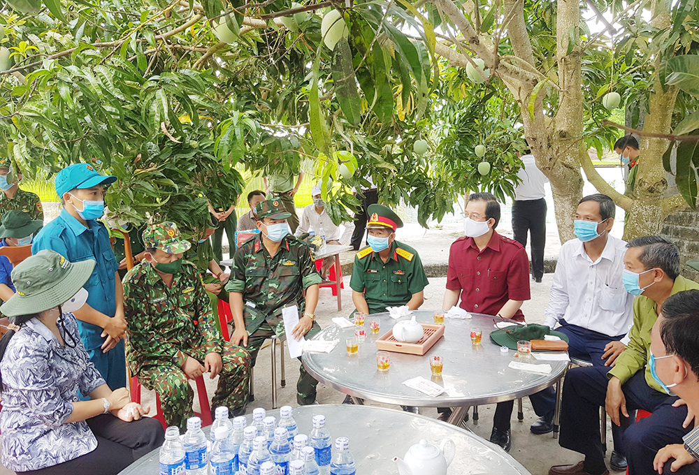Bí thư Tỉnh ủy An Giang Lê Hồng Quang chỉ đạo: Cần phát huy vai trò "tai mắt" của nhân dân trong phòng, chống dịch bệnh COVID-19