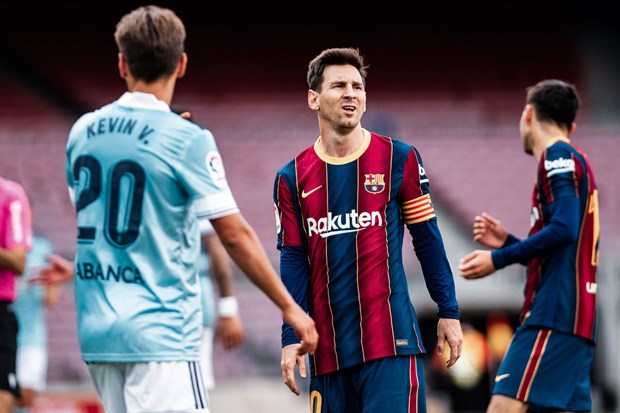 La Liga: Barcelona đầu hàng, Atletico chạm tay vào chức vô địch