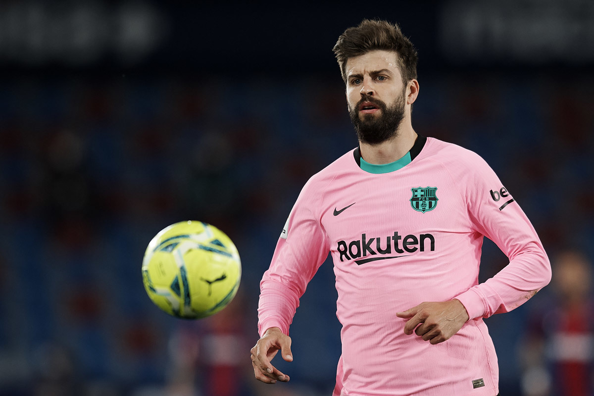 MU mua lại Pique, Liverpool mơ Mbappe