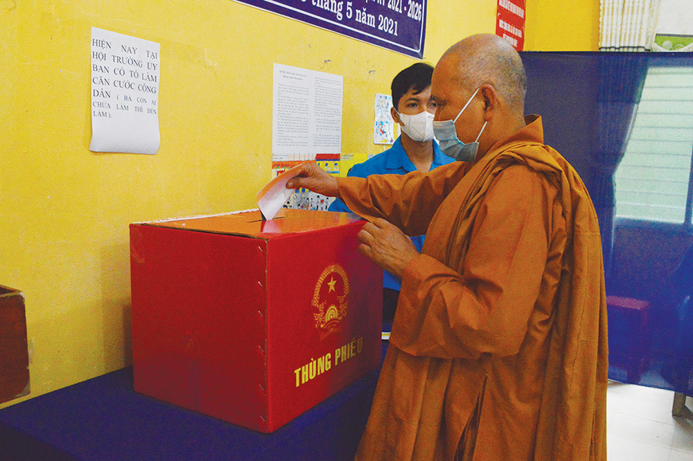Rộn ràng ngày bầu cử
