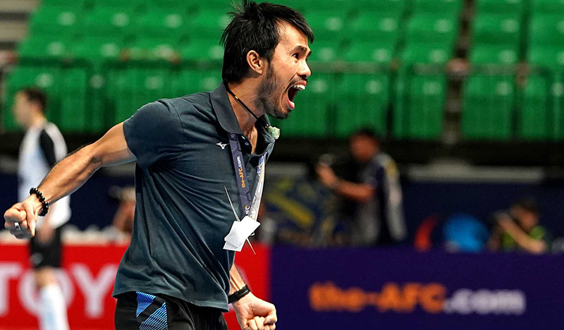 HLV Phạm Minh Giang đi vào lịch sử Futsal Việt Nam