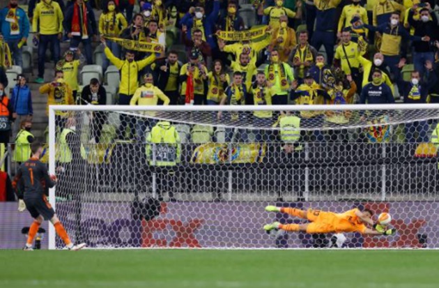 De Gea hỏng pen, Man Utd thua chung kết Europa League