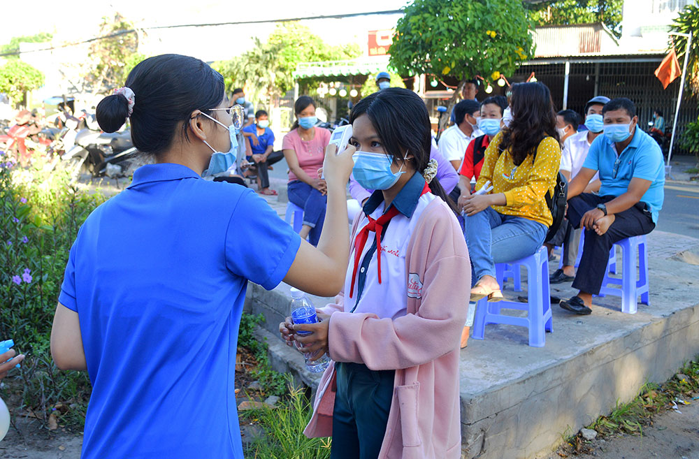 Đề thi môn Ngữ văn vừa sức, tổ chức thi an toàn