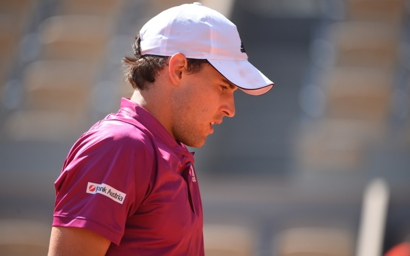 Thiem bị loại sớm ngày ra quân Roland Garros