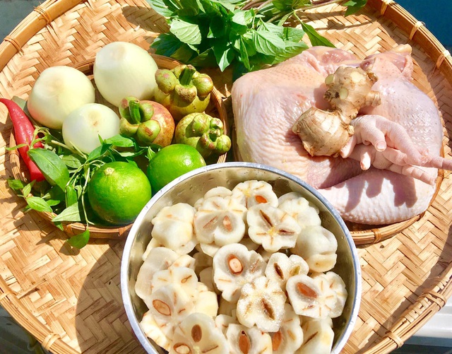 Đặc sản măng cụt xanh "đi máy bay", giá nửa triệu đồng/kg vẫn "hút" khách