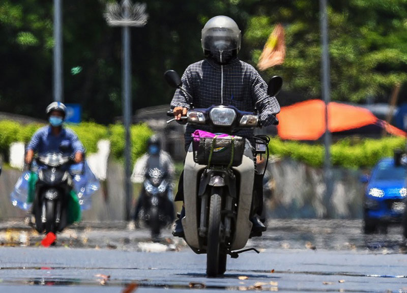 Nhiều nơi tiếp tục nắng nóng đặc biệt gay gắt hơn 40 độ C