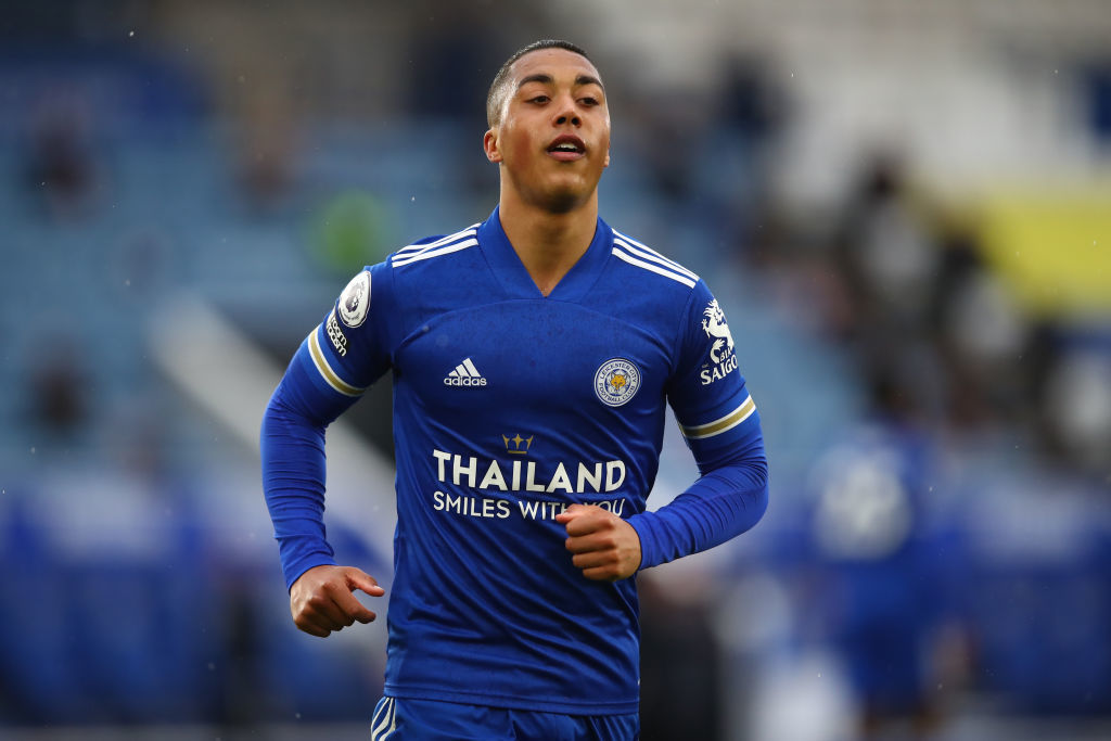 MU lấy Zeki Celik, Liverpool mua Tielemans