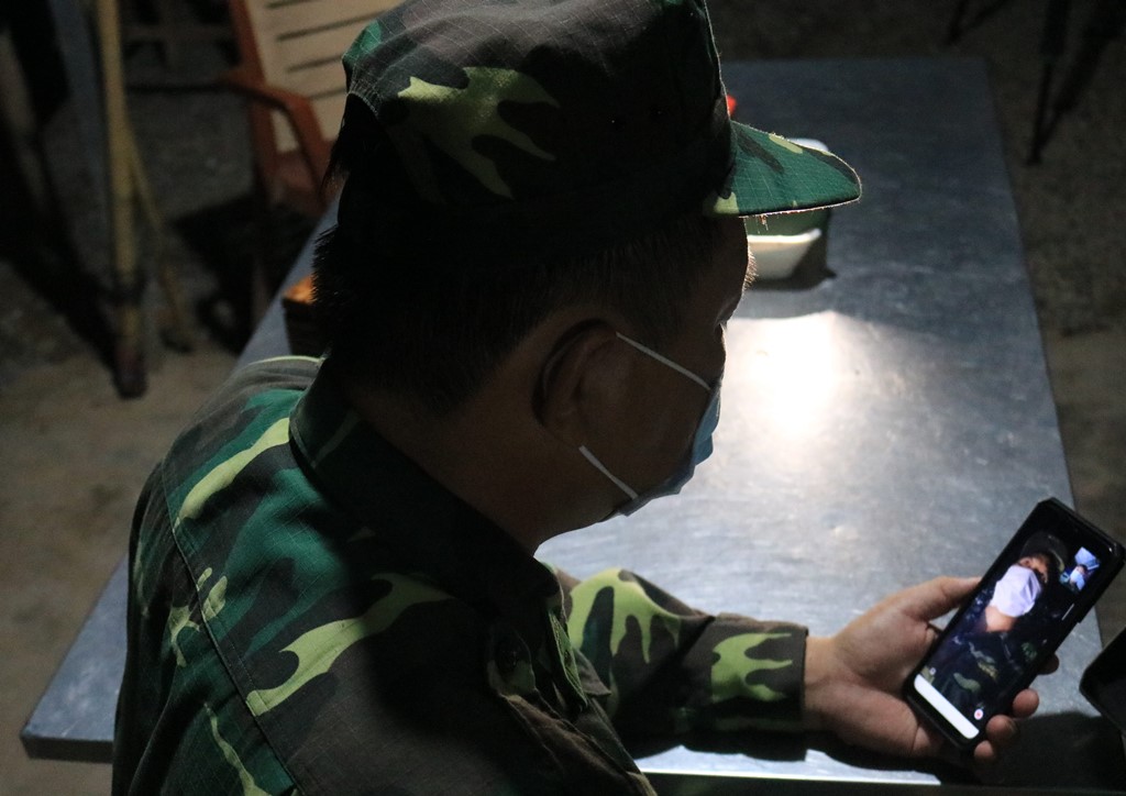 Ngày và đêm canh gác biên cương