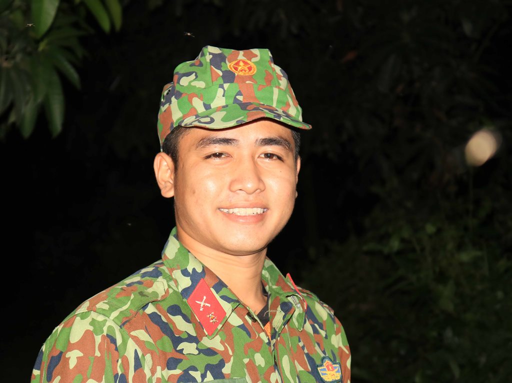 Ngày và đêm canh gác biên cương