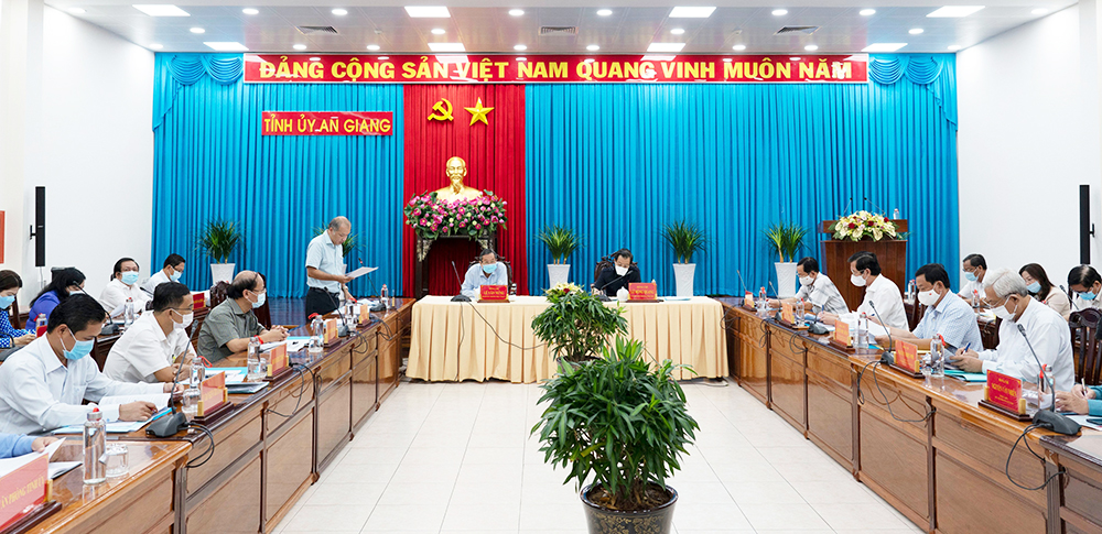 Thường trực Tỉnh ủy An Giang làm việc với lãnh đạo Ban Dân vận Tỉnh ủy, UBMTTQVN tỉnh và các tổ chức chính trị - xã hội