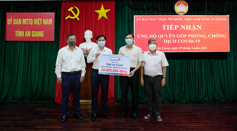 UBMTTQVN tỉnh An Giang tiếp nhận thêm 100 triệu đồng ủng hộ quỹ Phòng, chống dịch bệnh COVID-19 tỉnh