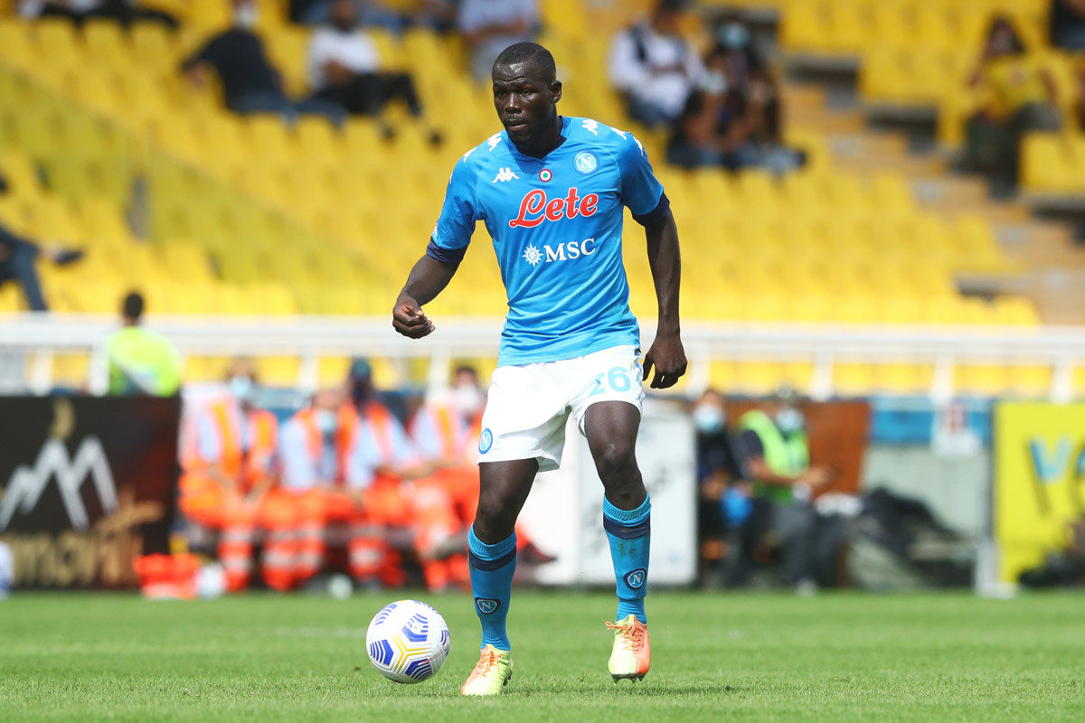 MU đấu Man City, Chelsea mua Kounde