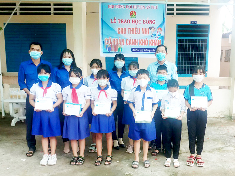 Tăng cường chăm lo trẻ em