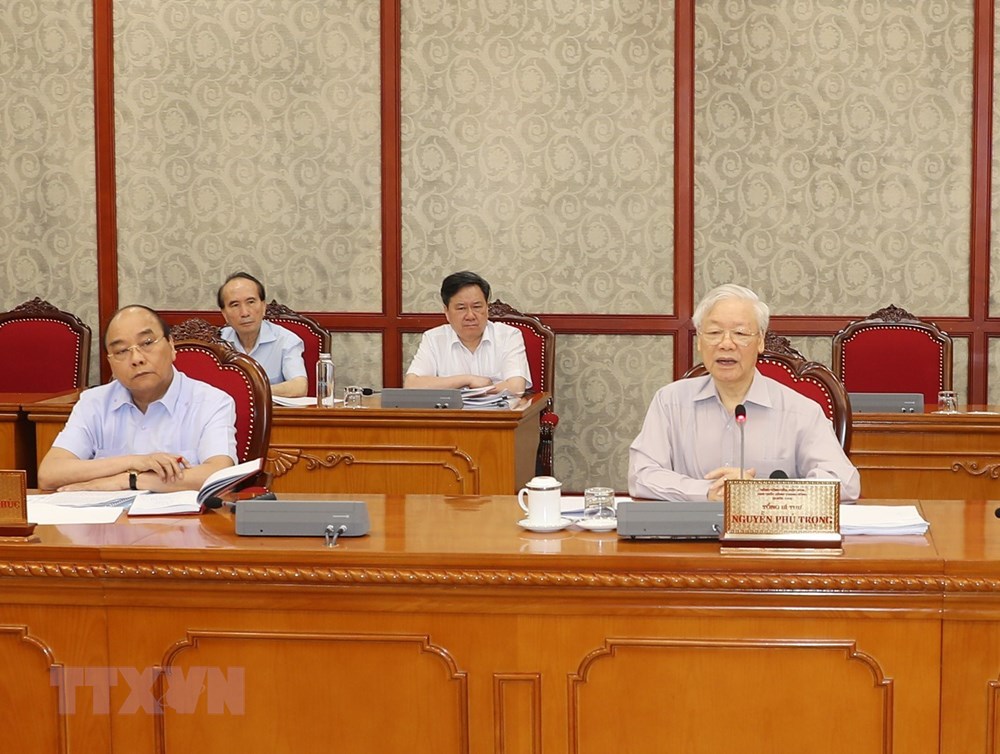 Tổng Bí thư chủ trì họp Bộ Chính trị họp về tình hình phòng chống dịch