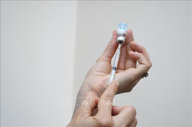 Lãnh đạo EMA kêu gọi đảm bảo toàn thế giới được tiếp cận vaccine